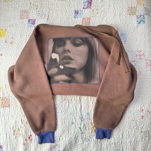 Taylor Swift Midnights hoodie!